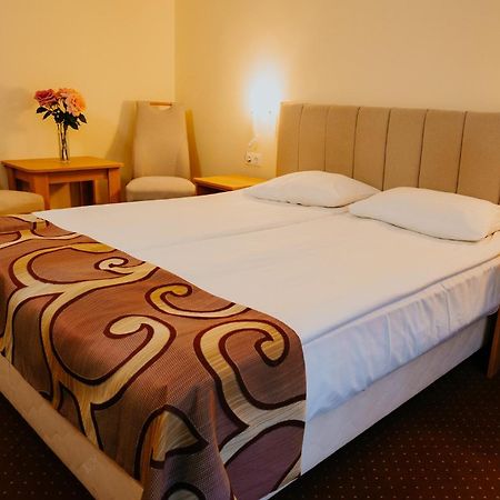 Hotel Tusnad BaileTusnad Luaran gambar